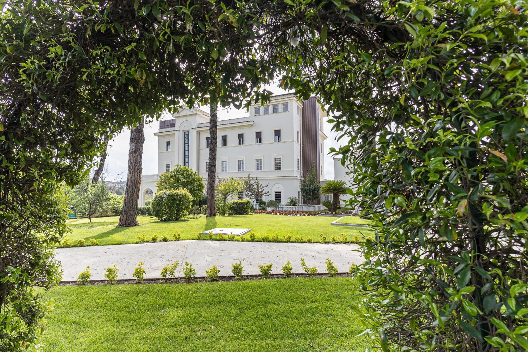 Soggiornare vicino al Vaticano: 6 Hotel per Famiglie a Confronto