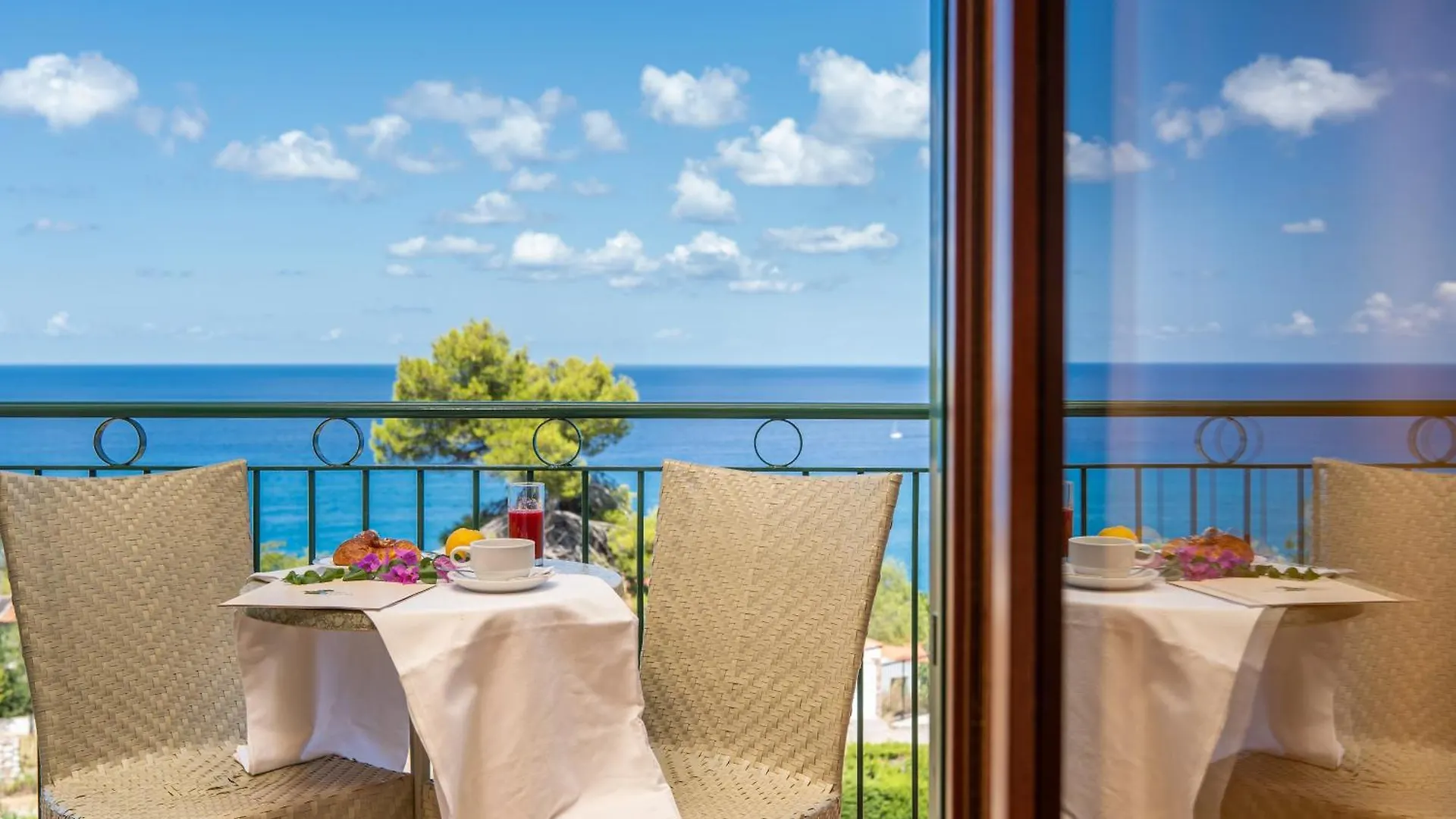 Dove Soggiornare vicino al Santuario di Tropea: 14 Beach Hotel