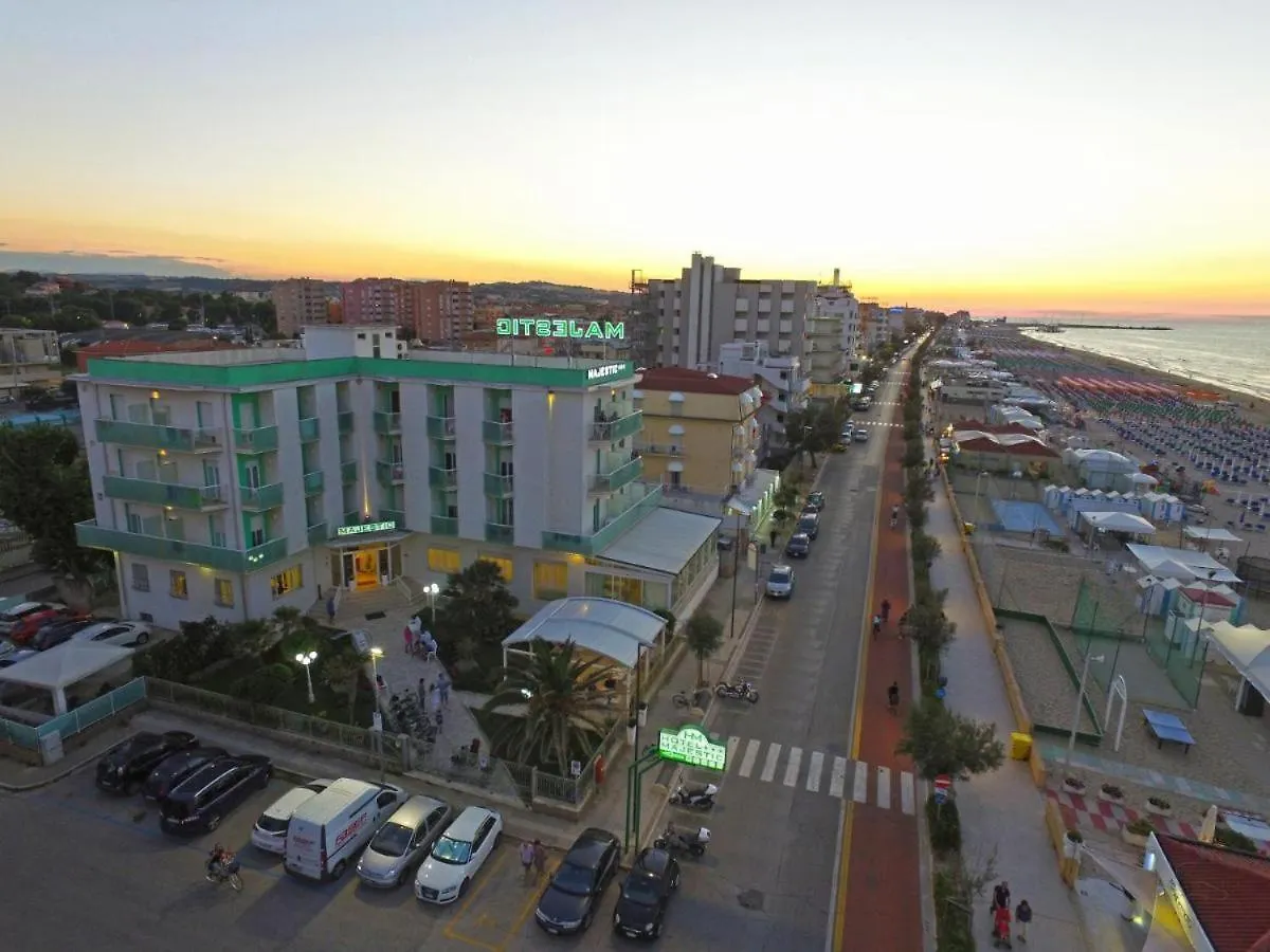 15 Hotel Centrali a Senigallia Che Vale Davvero la Pena Prenotare